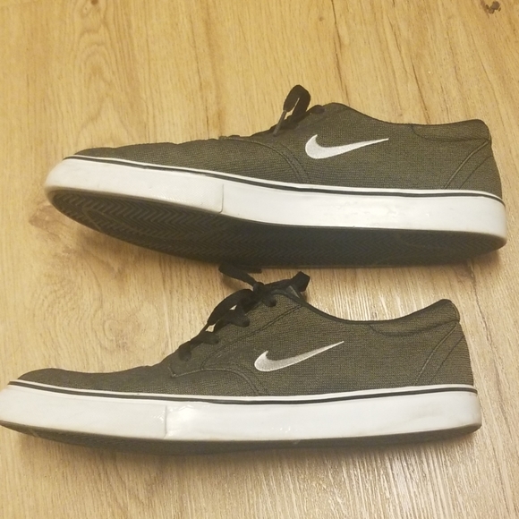 Nike SB Shoes - Size 13 Nike SB Shoes - Size 13